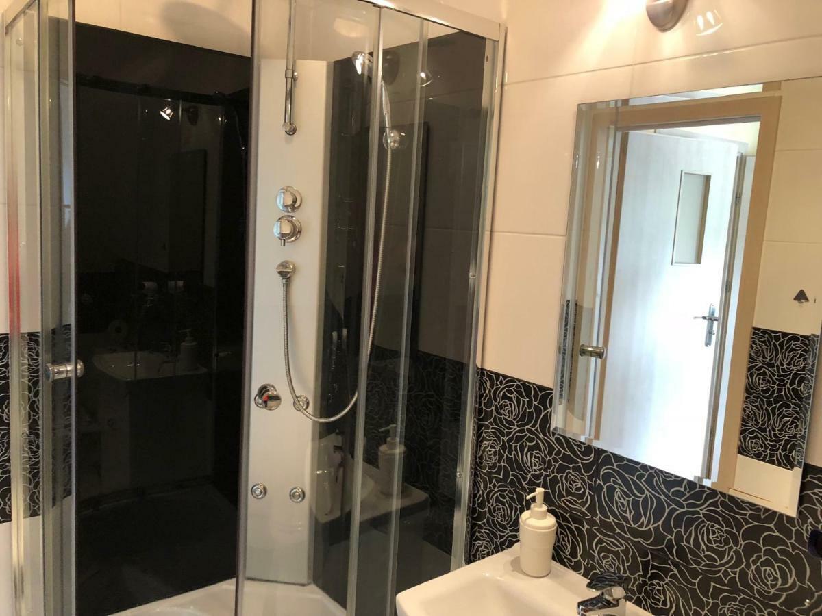 Apartamenty Mountain View - Bezplatny Parking Krynica Zdroj Bagian luar foto